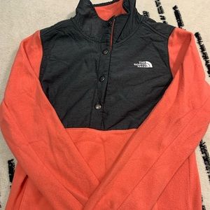 NorthFace pull over